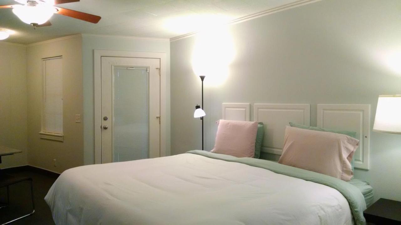 Murray Inn And Art Gallery Екстер'єр фото